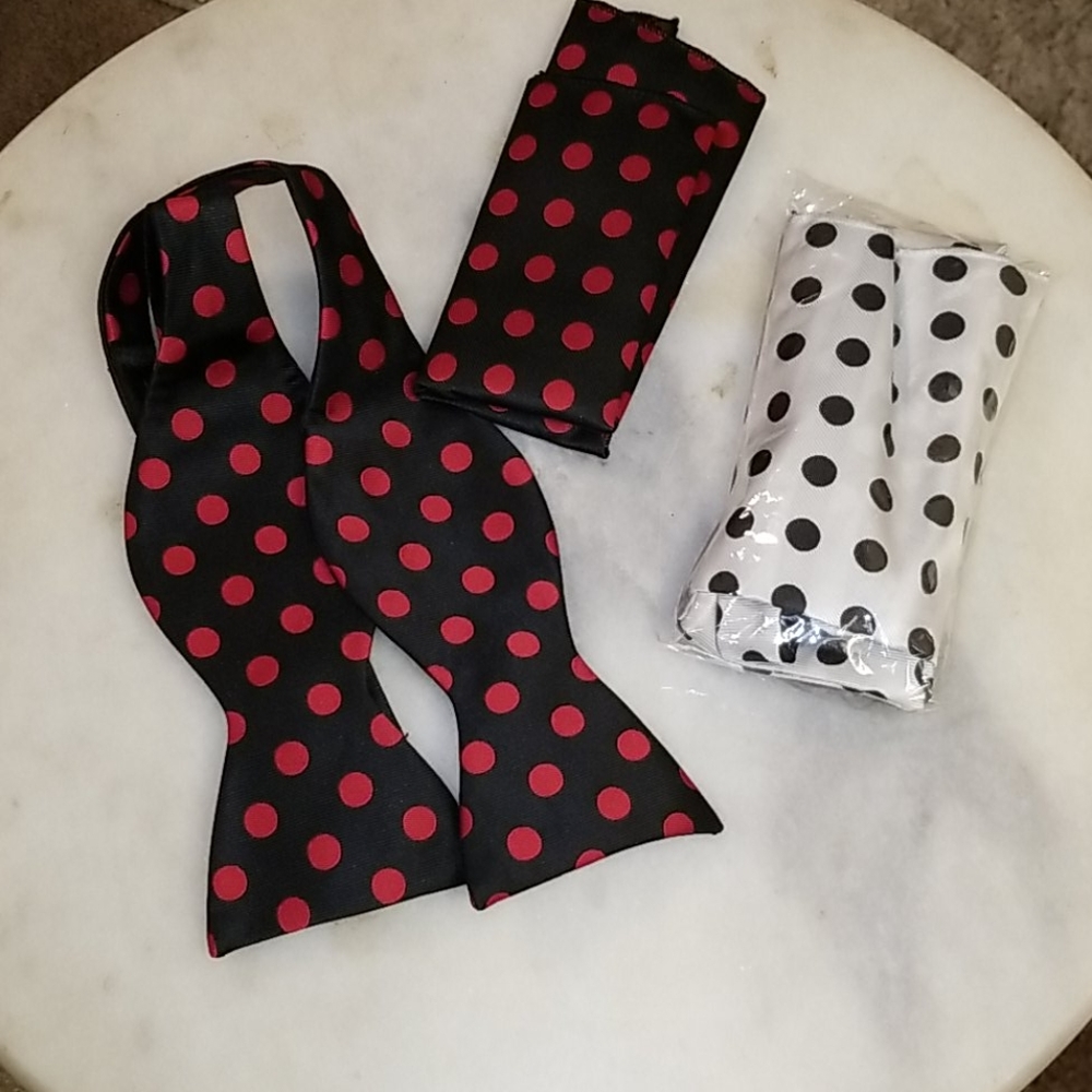 SPECIAL MADE SELF TIE BOWTIE
